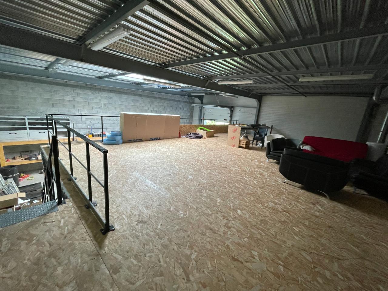 Local d'activité Domloup 284m² Vente local d'activité Domloup Ille-et-Vilaine OVACT2532084 1